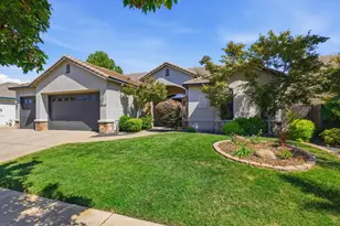 1949 Nina Way, Yuba City, CA 95993 - Photo 2