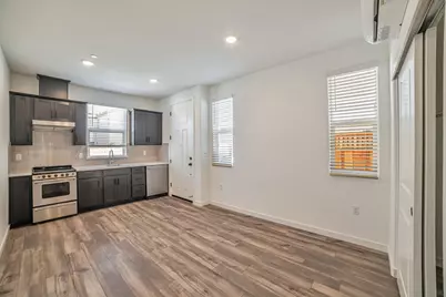 1554 N Central Parkway, Mountain House, CA 95391 - Photo 4