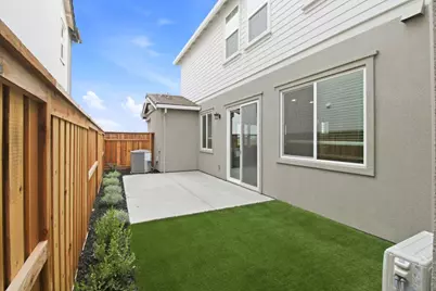 1554 N Central Parkway, Mountain House, CA 95391 - Photo 12
