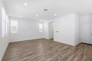 1043 Ginkgo Cir, Davis, CA 95618 - Photo 4