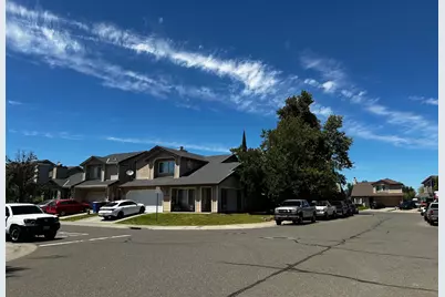 789 Wicker Way, Galt, CA 95632 - Photo 2