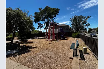 828 Lyonia Drive, Galt, CA 95632 - Photo 12