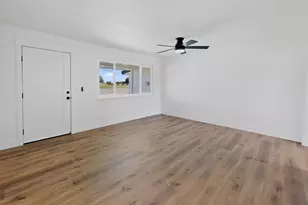 1960 10th Ave, Olivehurst, CA 95961 - Photo 4
