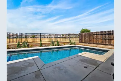 1327 Larkspur Drive, Rocklin, CA 95765 - Photo 32