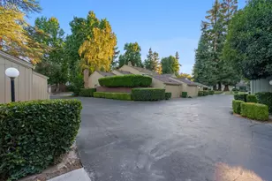 1310 Commons Dr, Sacramento, CA 95825 - Photo 42