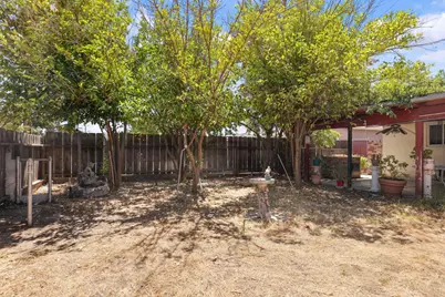 802 Pine Street, Manteca, CA 95336 - Photo 26