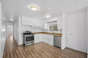 Amberglen Dr, Sacramento, CA 95823 - Photo 12