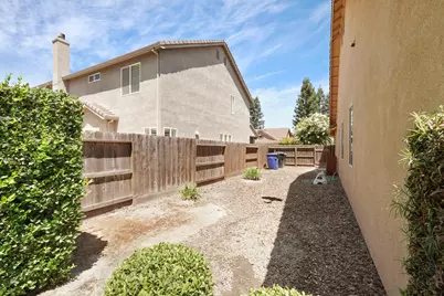 1800 St Mayeul Drive, Modesto, CA 95356 - Photo 40