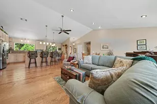 19484 Deerwood Dr, Volcano, CA 95689 - Photo 4