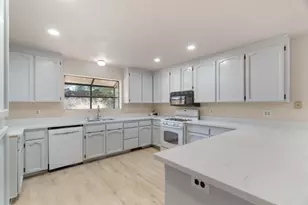 19617 Victoria Dr, Grass Valley, CA 95949 - Photo 6