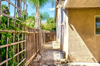 2620 Riverpark Drive, Modesto, CA 95351 - Photo 32