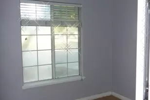 8425 Vintage Park Dr, Sacramento, CA 95828 - Photo 10