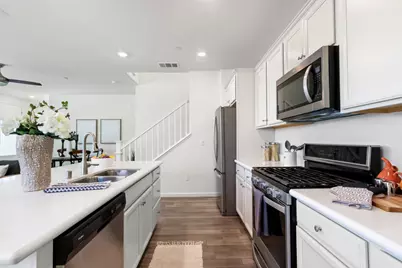 8800 Ariston Lane, Elk Grove, CA 95758 - Photo 16