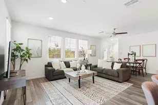 8800 Ariston Ln, Elk Grove, CA 95758 - Photo 12