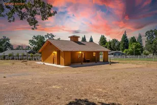 2764 Majestic Oaks Circle, Cottonwood, CA 96022 - Photo 2