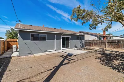 2704 Louise Avenue, Tracy, CA 95376 - Photo 30