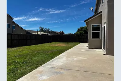 948 Lake Park Avenue, Galt, CA 95632 - Photo 22
