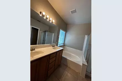 948 Lake Park Avenue, Galt, CA 95632 - Photo 20