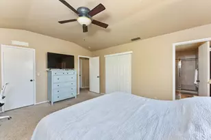 1030 Betsy Ross Dr, Roseville, CA 95747 - Photo 22