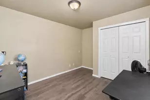 1030 Betsy Ross Dr, Roseville, CA 95747 - Photo 18