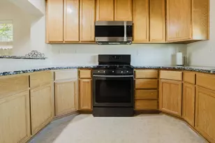 2103 W Solis St, Merced, CA 95348 - Photo 38