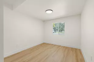 532 E Alpine Ave, Stockton, CA 95204 - Photo 16