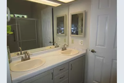Held Drive #24, Modesto, CA 95355 - Photo 22