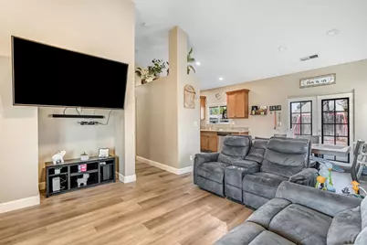 6336 W Wrenwood Lane, Fresno, CA 93723 - Photo 6