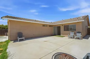 832 W 8th St, Stockton, CA 95206 - Photo 30