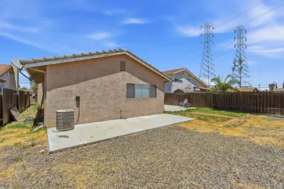 832 W 8th Street, Stockton, CA 95206 - Photo 34