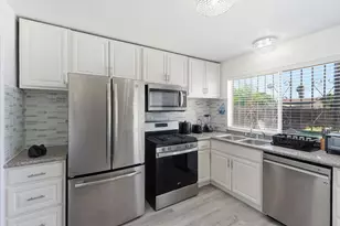 832 W 8th St, Stockton, CA 95206 - Photo 14