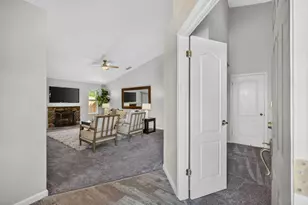 821 N Hill Way, Sacramento, CA 95838 - Photo 6