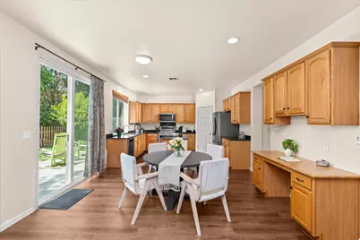 9622 Little Harbor Court, Elk Grove, CA 95624 - Photo 12
