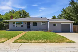 496 Bell Ave, Yuba City, CA 95991 - Photo 2