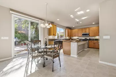 5533 Dunlay Dr, Sacramento, CA 95835 - Photo 18