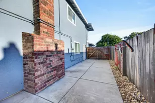 10036 Vanguard Dr, Sacramento, CA 95827 - Photo 44