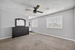 10036 Vanguard Dr, Sacramento, CA 95827 - Photo 28