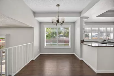 10036 Vanguard Drive, Sacramento, CA 95827 - Photo 12
