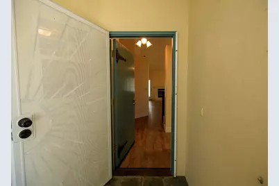1108 Valencia Court, Modesto, CA 95350 - Photo 8