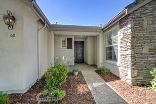 60 Montilla Cir, Sacramento, CA 95835 - Photo 6