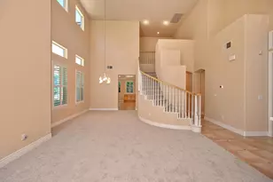 3572 Pacifica Ln, Elk Grove, CA 95758 - Photo 16