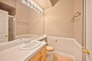 3572 Pacifica Ln, Elk Grove, CA 95758 - Photo 38