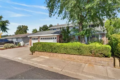 1110 Cottonwood Drive, Roseville, CA 95661 - Photo 2