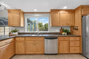 1110 Cottonwood Dr, Roseville, CA 95661 - Photo 32