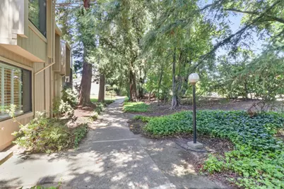 24 Adelphi Court, Sacramento, CA 95825 - Photo 50