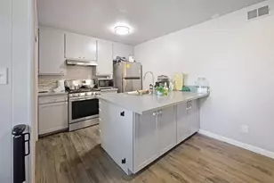 237 Breuner Dr, Roseville, CA 95678 - Photo 10