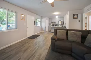 237 Breuner Dr, Roseville, CA 95678 - Photo 6