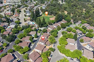 237 Breuner Dr, Roseville, CA 95678 - Photo 2