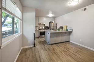 237 Breuner Dr, Roseville, CA 95678 - Photo 8