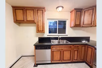 2605 Waterton Way, Sacramento, CA 95826 - Photo 10